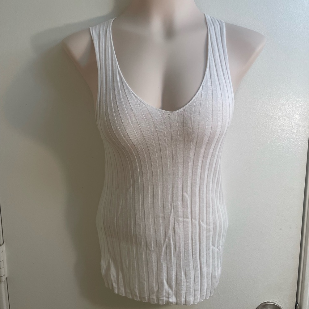 Loft Sleeveless Ribbed V-Neck Tank Top - White